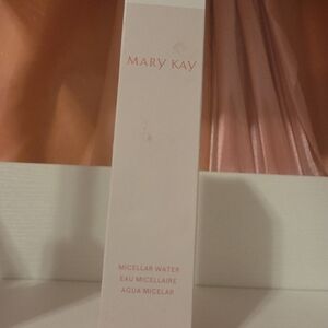 Mary Kay Micellar Water in Elegant White Packaging